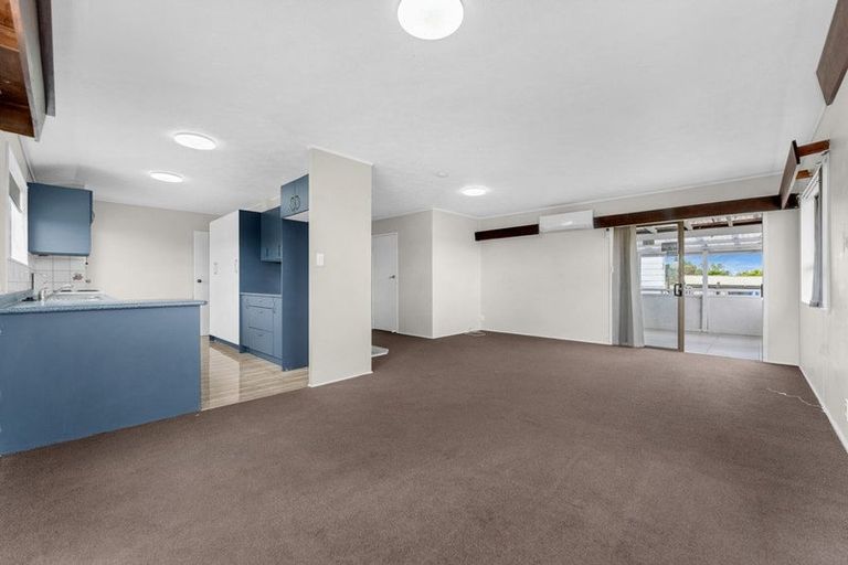 Photo of property in 5 Magellan Place, Papatoetoe, Auckland, 2025