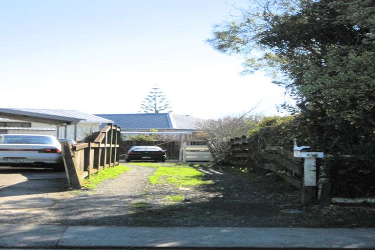 Photo of property in 1/11 President Avenue, Papakura, 2110