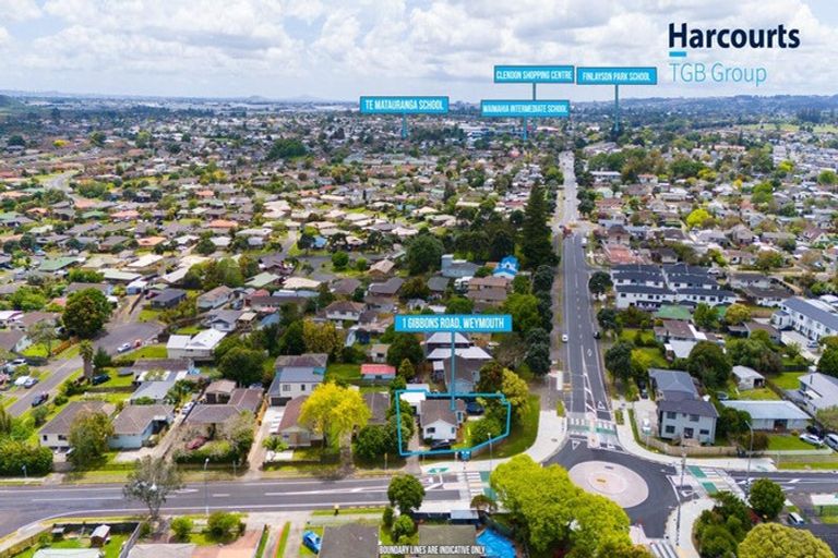 Photo of property in 1 Gibbons Road, Weymouth, Auckland, 2103