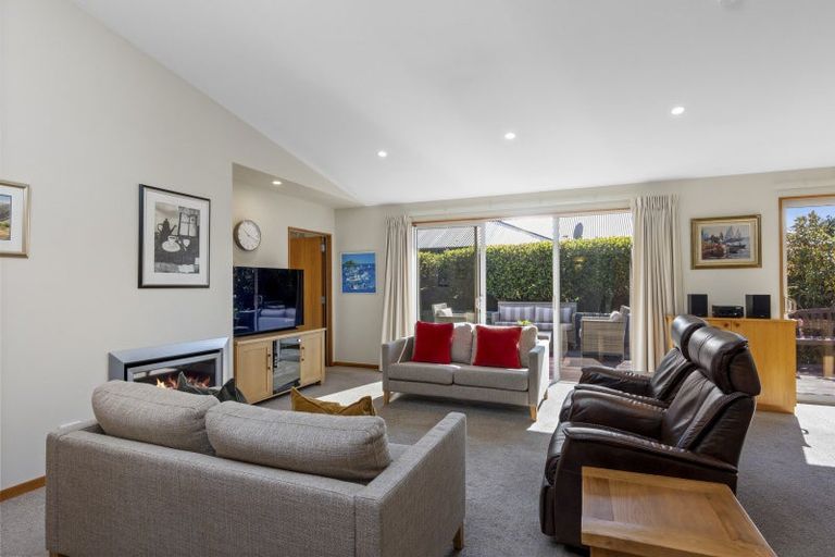 Photo of property in 8 Siding Lane, Prebbleton, 7604