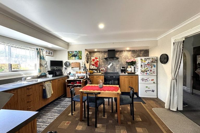 Photo of property in 17 Bridport Street, Kaitangata, 9210