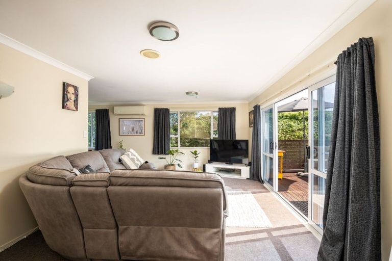 Photo of property in 136a Seaview Road, Westown, New Plymouth, 4310