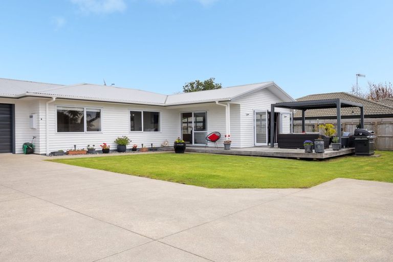 Photo of property in 30a Fairview Place, Te Puke, 3119