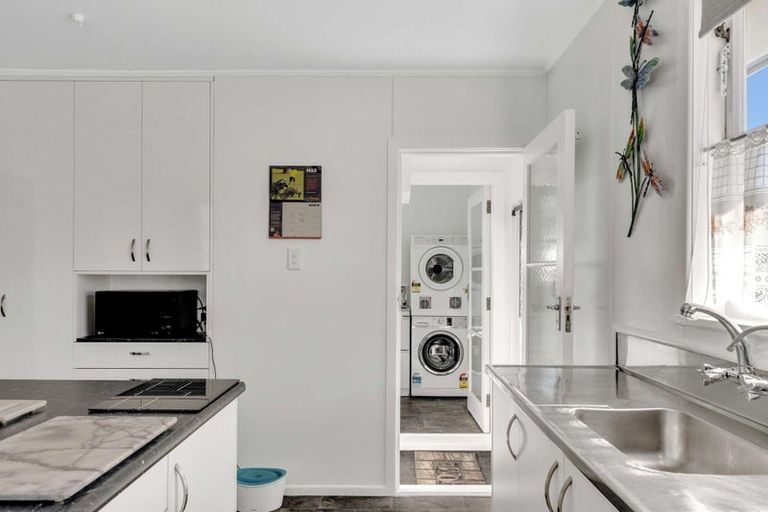 Photo of property in 28 Massey Road, Mangapapa, Gisborne, 4010