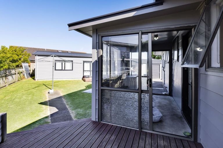 Photo of property in 15 Wilson Road, Opunake, 4616