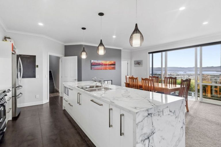 Photo of property in 100 Arapiki Road, Stoke, Nelson, 7011