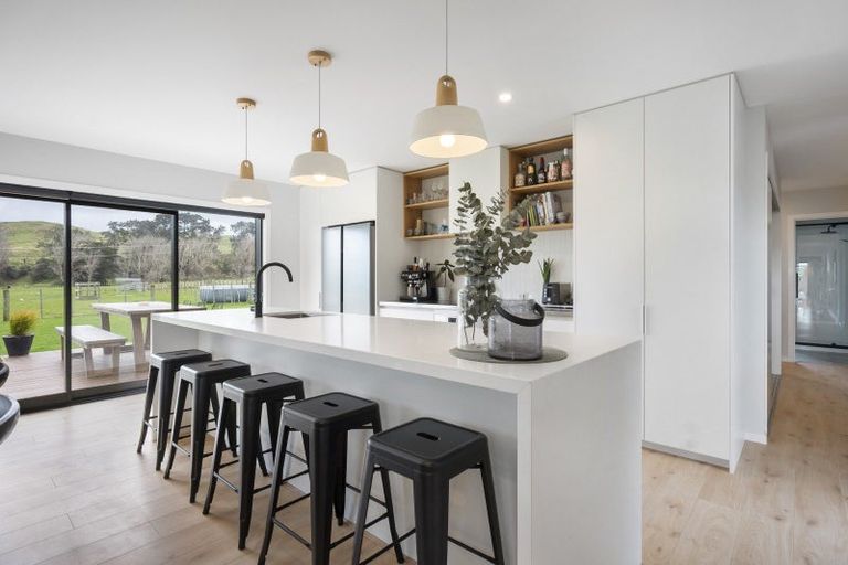 Photo of property in 336 Valley Road, Colyton, 4775