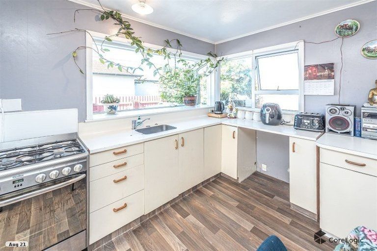 Photo of property in 202 Puriri Street, Castlecliff, Whanganui, 4501