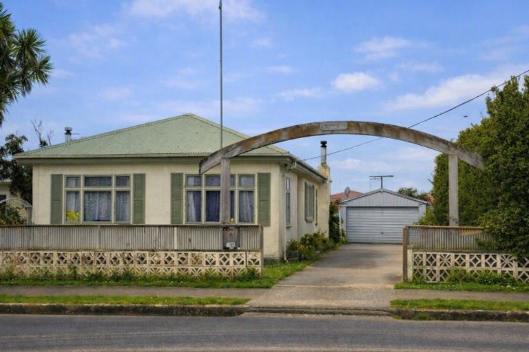 Photo of property in 8 Hannan Street, Levin, 5510