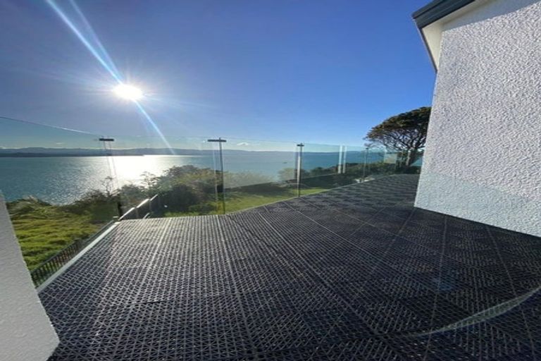 Photo of property in 1 Bramley Drive, Omokoroa, 3114