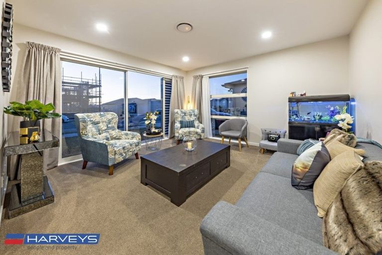 Photo of property in 19 Hollowout Street, Takanini, 2112