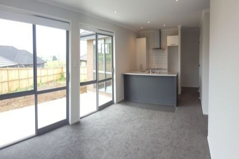 Photo of property in 4 Balmore Crescent, Pokeno, 2402