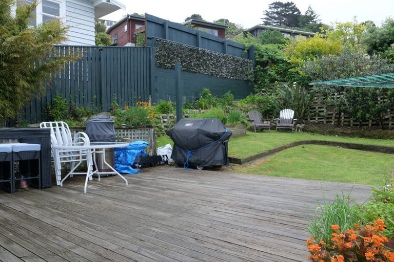 Photo of property in 82 Severn Street, Island Bay, Wellington, 6023