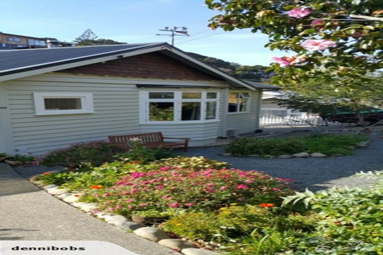 Photo of property in 23 Delhi Crescent, Khandallah, Wellington, 6035