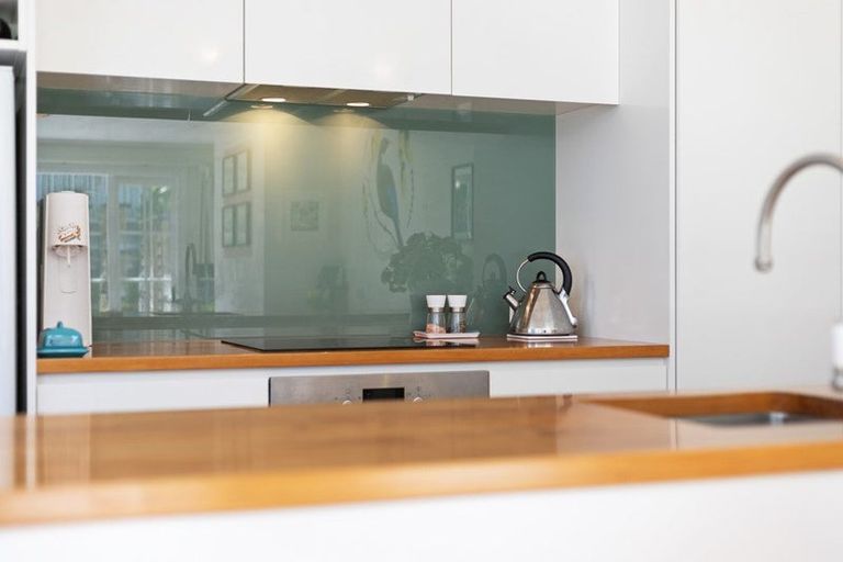 Photo of property in 13 Milton Street, Berhampore, Wellington, 6023