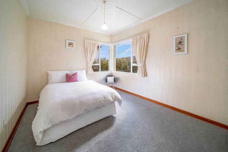 Photo of property in 17 Smith Street, Roxburgh, 9500