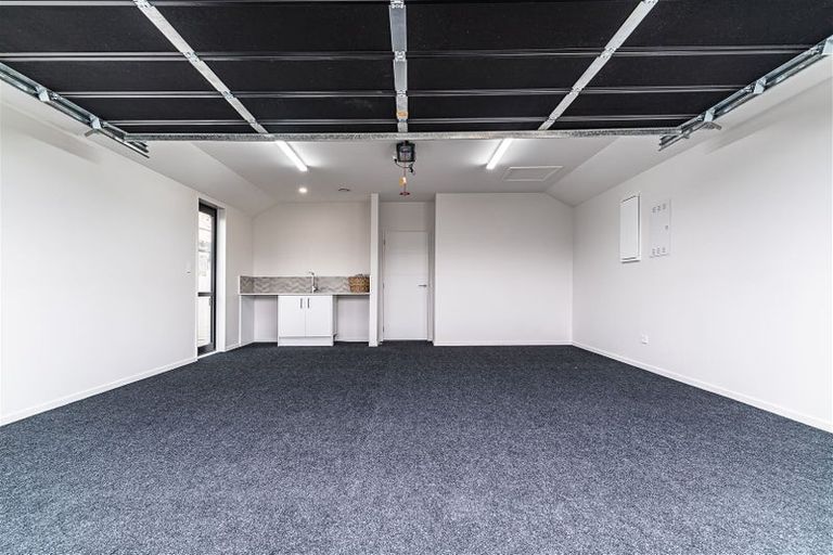 Photo of property in 6 Pipipi Lane, Halswell, Christchurch, 8025