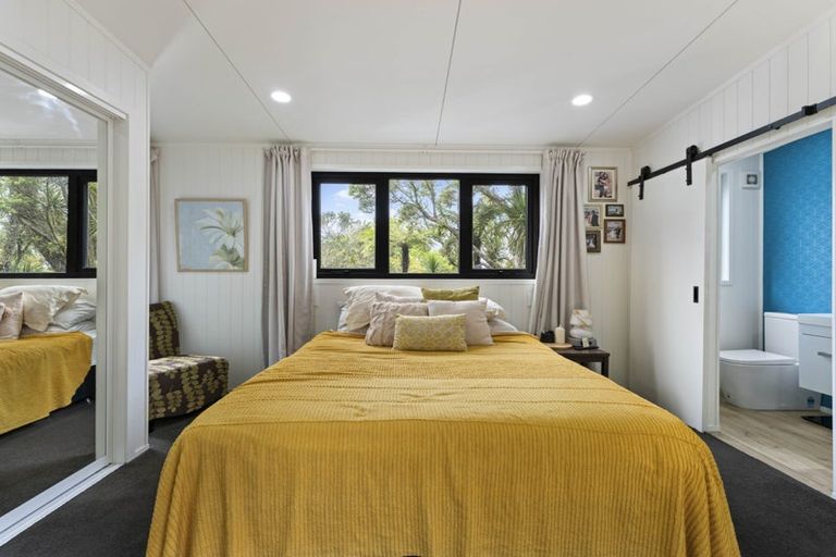 Photo of property in 3 Huia Road, Titirangi, Auckland, 0604