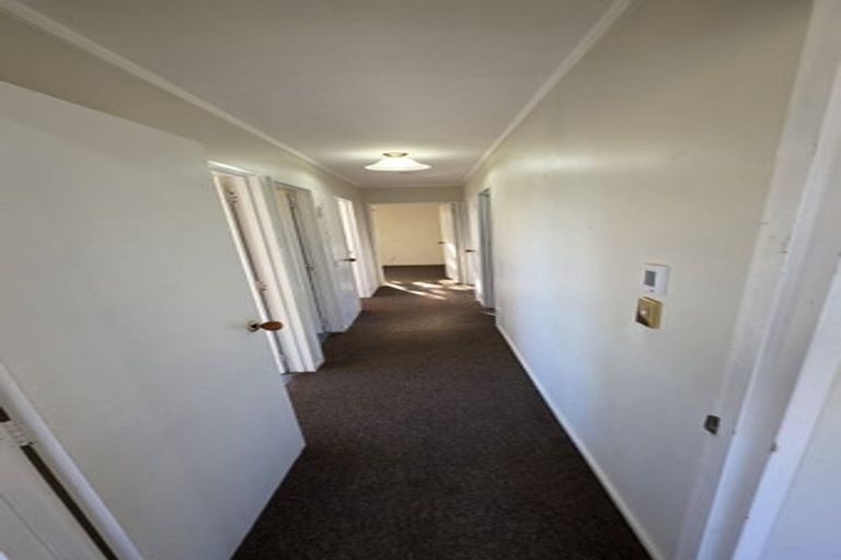 Photo of property in 27b Sutton Crescent, Papakura, 2110