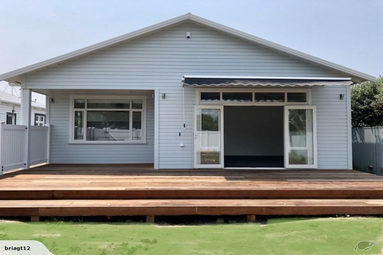 Photo of property in 1/259 Georges Drive, Napier South, Napier, 4110