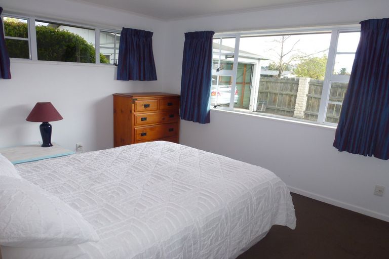 Photo of property in 2 Waldron Place, Clyde, 9330