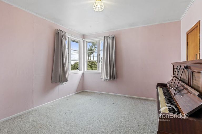 Photo of property in 1/41 Strid Road, Te Atatu South, Auckland, 0610