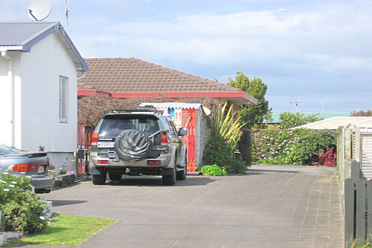Photo of property in 20b Golf Road, Mount Maunganui, 3116