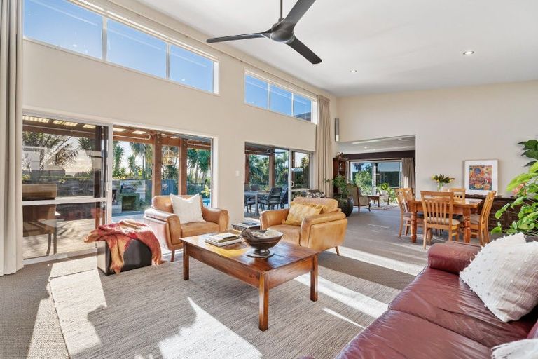 Photo of property in 650 One Tree Point Road, Ruakaka, Whangarei, 0171