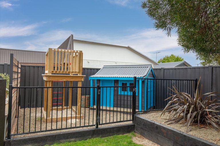 Photo of property in 42 Brandon Street, Alexandra, 9320