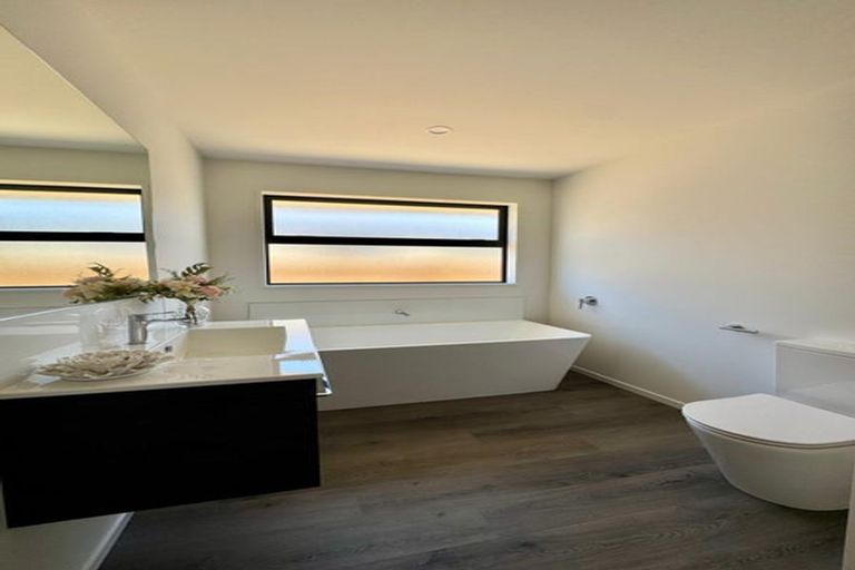 Photo of property in 9 Piwakawaka Place, Leeston, 7632