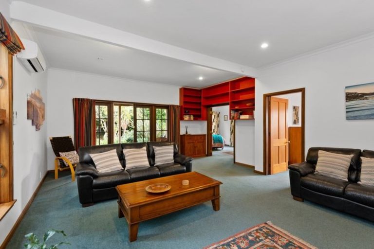 Photo of property in 21 Bay View Road, Moncks Bay, Christchurch, 8081