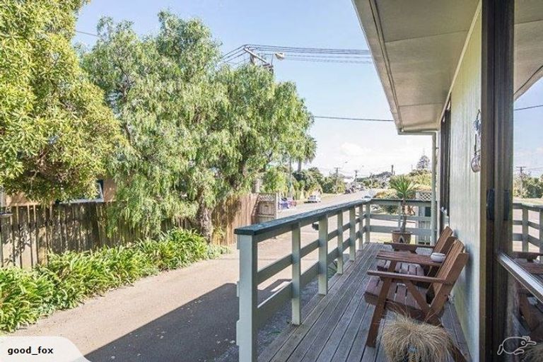 Photo of property in 10a Poplar Avenue, Raumati South, Paraparaumu, 5032