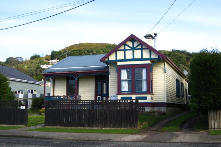 Photo of property in 18 Spencer Street, Bluff, 9814