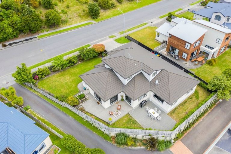 Photo of property in 40 Navigation Drive, Whitby, Porirua, 5024