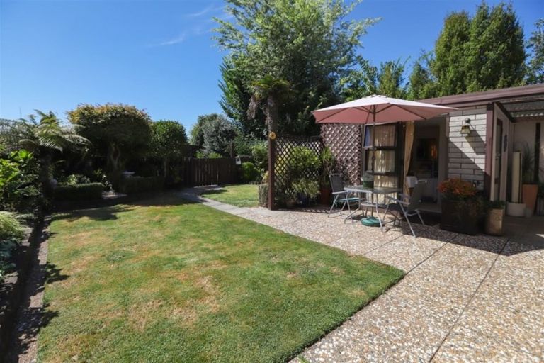 Photo of property in 28 Fuchsia Avenue, Pukete, Hamilton, 3200