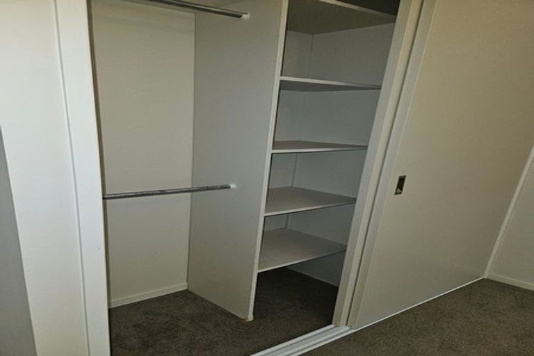 Photo of property in 15 Cantua Close, Totara Heights, Auckland, 2105