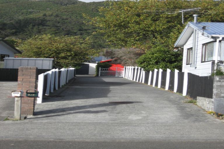 Photo of property in 3/4 Glenbrook Grove, Naenae, Lower Hutt, 5011