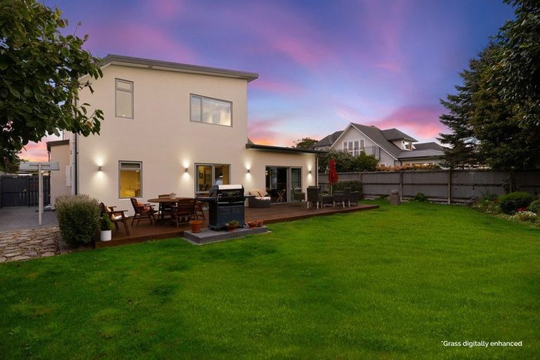 Photo of property in 11 Plynlimon Road, Fendalton, Christchurch, 8052