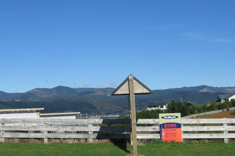 Photo of property in 86 Kirton Drive, Riverstone Terraces, Upper Hutt, 5018