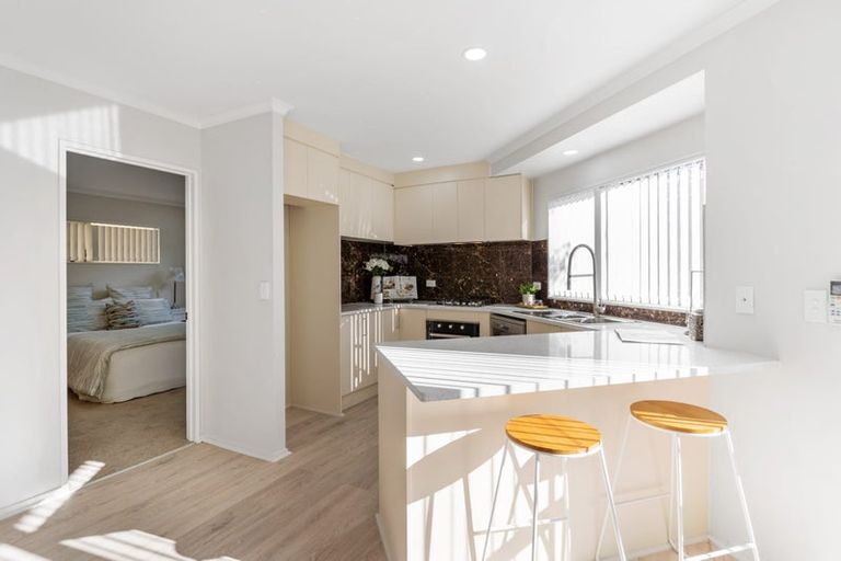 Photo of property in 3/8 Saints Court, Manurewa, Auckland, 2102