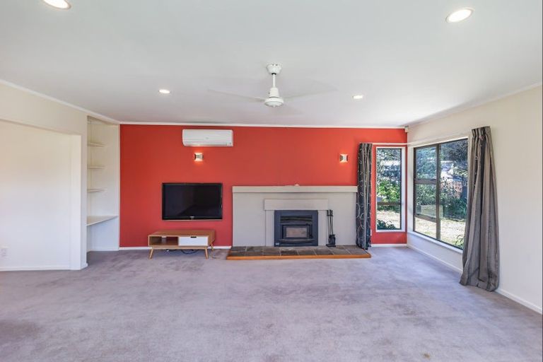 Photo of property in 20 Rua Avenue, Waitarere Beach, Levin, 5510