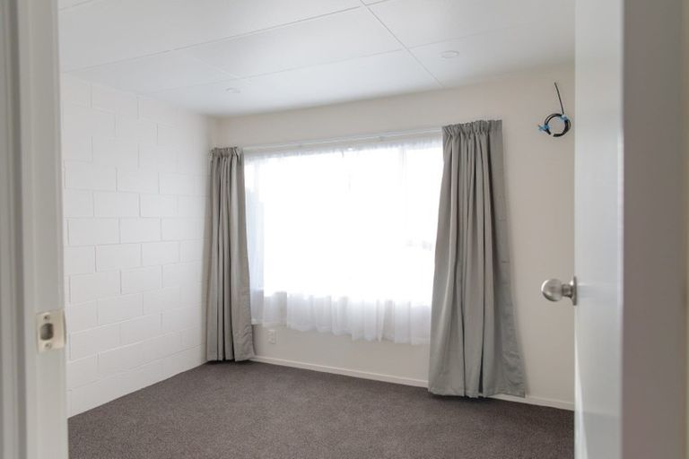 Photo of property in 3/98 Birkdale Road, Birkdale, Auckland, 0626