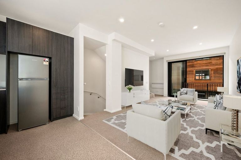 Photo of property in Aniva Terrace, 13 Arney Street, Newtown, Wellington, 6021