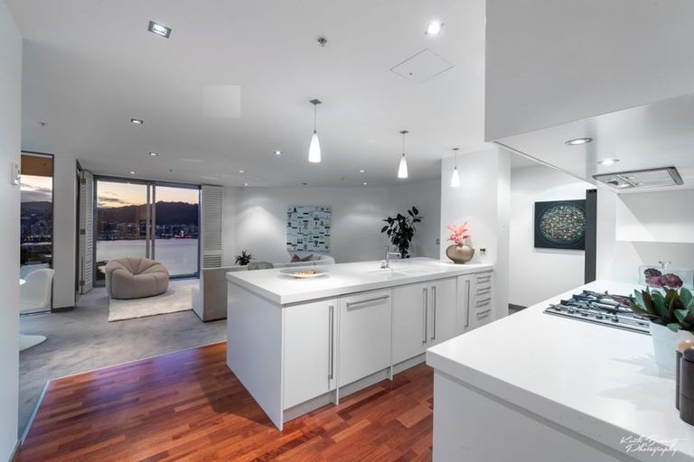 Photo of property in Alto Apartments, 3b/22 Telford Terrace, Oriental Bay, Wellington, 6011