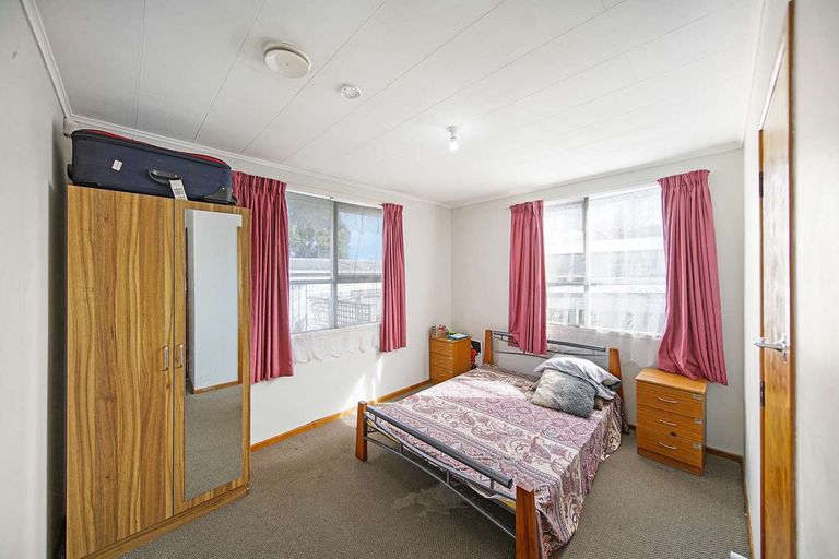 Photo of property in 489 Massey Road, Mangere, Auckland, 2022