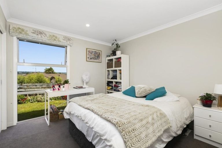 Photo of property in 16 Contour Avenue, Pyes Pa, Tauranga, 3112