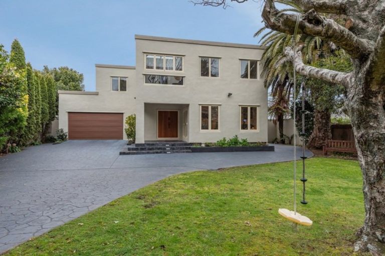 Photo of property in 47 Margaret Road, Raumati Beach, Paraparaumu, 5032