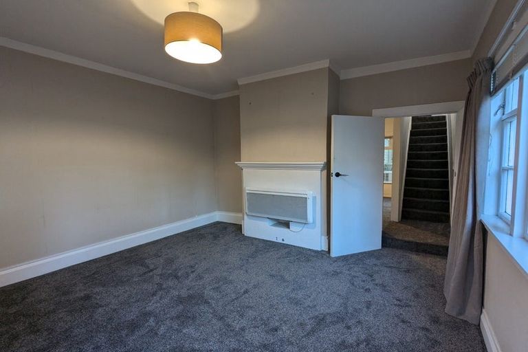 Photo of property in 30 Sussex Street, Mount Cook, Wellington, 6021