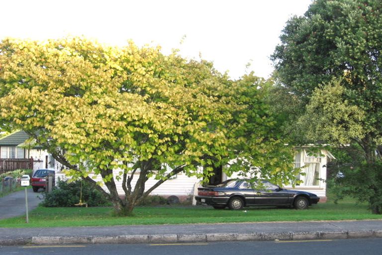 Photo of property in 67 Roberts Road, Te Atatu South, Auckland, 0610