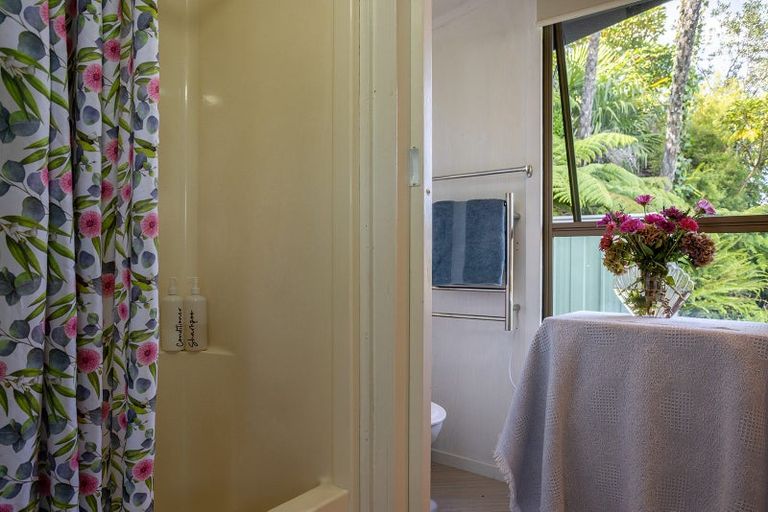 Photo of property in 40 Tairua Heights, Tairua, 3508